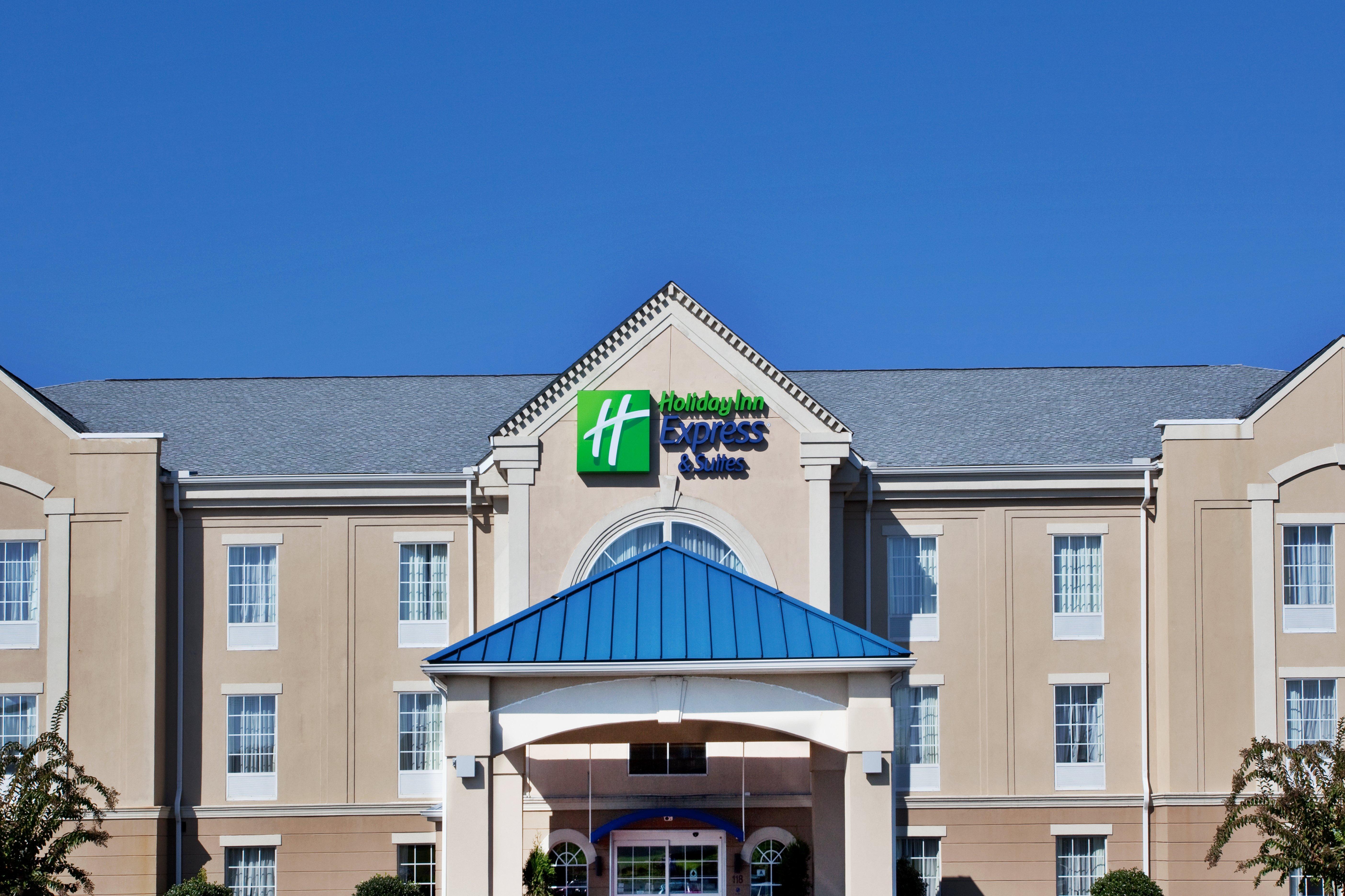 Holiday Inn Express & Suites Orangeburg By Ihg Exterior photo